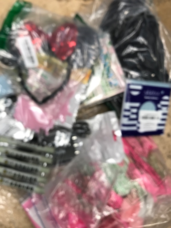 Photo 1 of *FINAL SALE 10 ASSORTED HOUSEHOLD ITEMS 