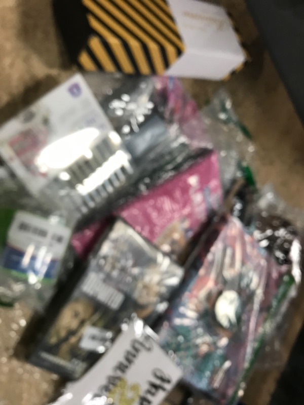 Photo 1 of *FINAL SALE 10 ASSORTED HOUSEHOLD ITEMS 