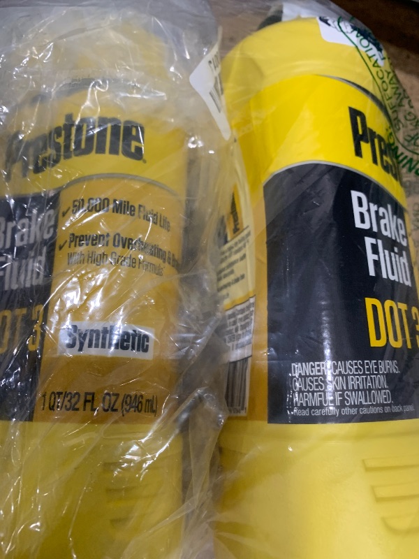 Photo 1 of  2 Prestone AS401 DOT 3 Synthetic Brake Fluid - 32 oz.