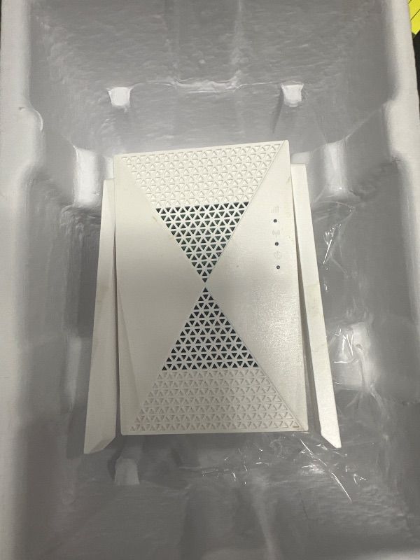 Photo 1 of ***MISSING PARTS*** TP-Link RE615X AX1800 WiFi 6 Range Extender w/Ethernet Port | 1.8G Dual-Band Wireless Repeater Amplifier | Up to 2100 Sq. Ft., 64 Devices | Internet Signal Booster | APP Setup | EasyMesh Compatible