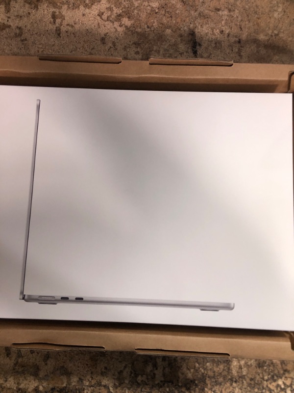 Photo 1 of *** SEE NOTES ***Apple 2025 MacBook Air 13-inch Laptop with M4 chip: Built for Apple Intelligence, 13.6-inch Liquid Retina Display, 16GB Unified Memory, 512GB SSD Storage, 12MP Center Stage Camera, Touch ID; Silver