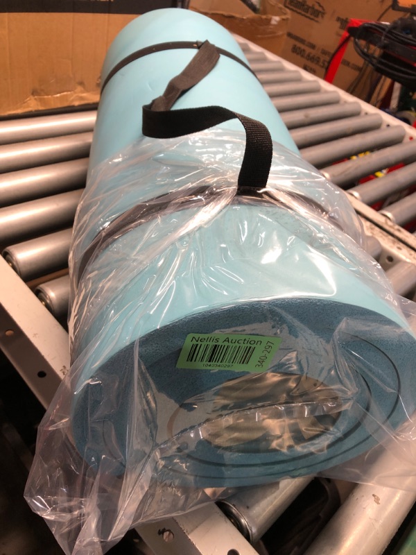 Photo 1 of (USED/FAIR) (DAMAGED) Retrospec Solana Yoga Mat 1" Thick w/Nylon Strap for Men & Women - Non Slip Exercise Mat for Home Yoga, Pilates, Stretching, Floor & Fitness Workouts - Blue Lagoon