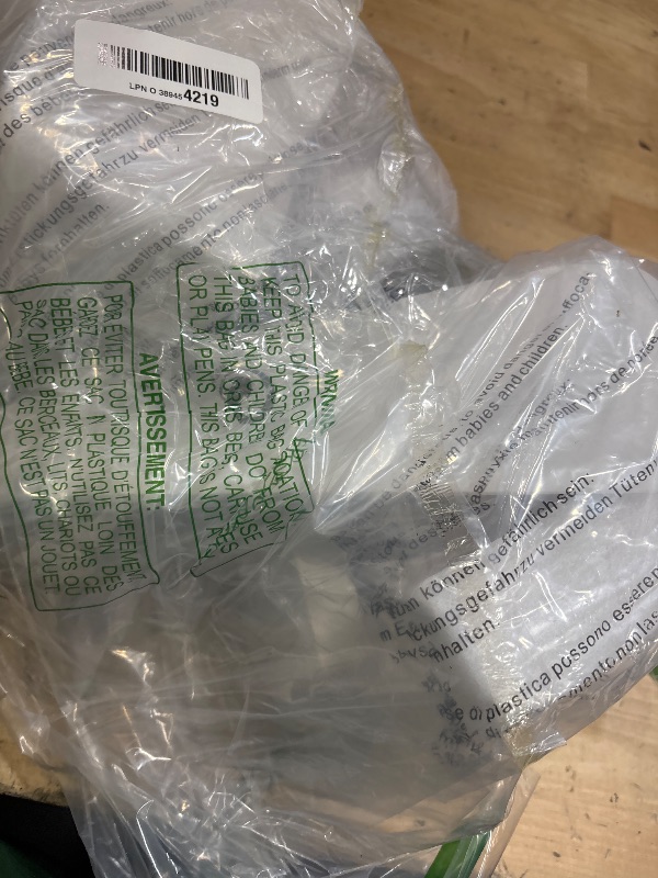 Photo 1 of 28"Ceiling Fans with Lights, Flush Mount Ceiling Fans with Light and Remote,Easy-to-install,Reversible,3000K-6500K,Dimmable,6 Wind Speed,Small ceiling fan light for Bedroom,Kitchen,Garage.White.