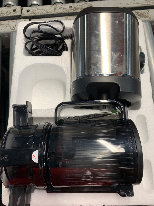 Photo 1 of (missing pieces) Cold Press Juicer Machine for Whole Fruits and Vegetables, Juicer Machines
