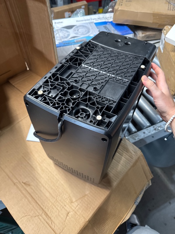 Photo 1 of (PARTS) (UNABLE TO TEST FULLY) Philips 3200 Series Fully Automatic Espresso Machine, Classic Milk Frother, 4 Coffee Varieties, Intuitive Touch Display, 100% Ceramic Grinder, AquaClean Filter, Aroma Seal, Black (EP3221/44)