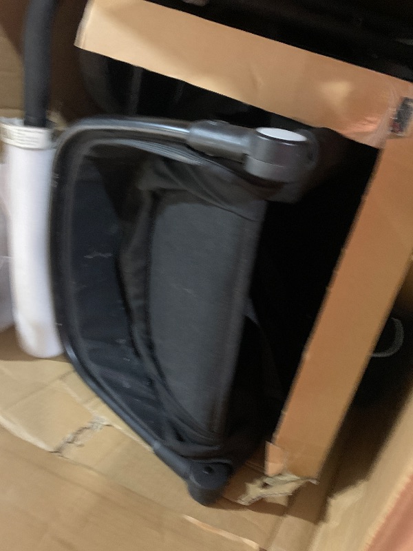Photo 1 of ***VERY DIRTY*****Pivot Xpand Modular Travel System with LiteMax Infant Car Seat with Anti-Rebound Bar (Ayrshire Black)