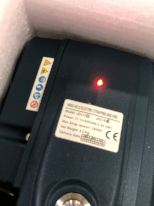 Photo 1 of **************USED*****************
HIGHTOP Electric Strapping Machine JDC1316 for 1/2-5/8 Inch PP PET Strap Automatic Strapping Tool 2X4000mAh Battery Handheld Banding Tools for Plastic Packaging Strapping Tensioner Baler for Pallet