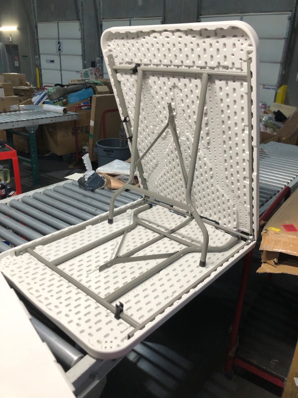 Photo 1 of ***DAMAGED - TABLETOP GOUGED - SEE PICTURES***
JALANCY Set of 2 Folding Tables with Carrying Handle Lightweight Rectangular Portable Plastic Camping Table Steel Legs for Party, Dining, Wedding, Events, Picnic Indoor, Outdoor (6FT, White)