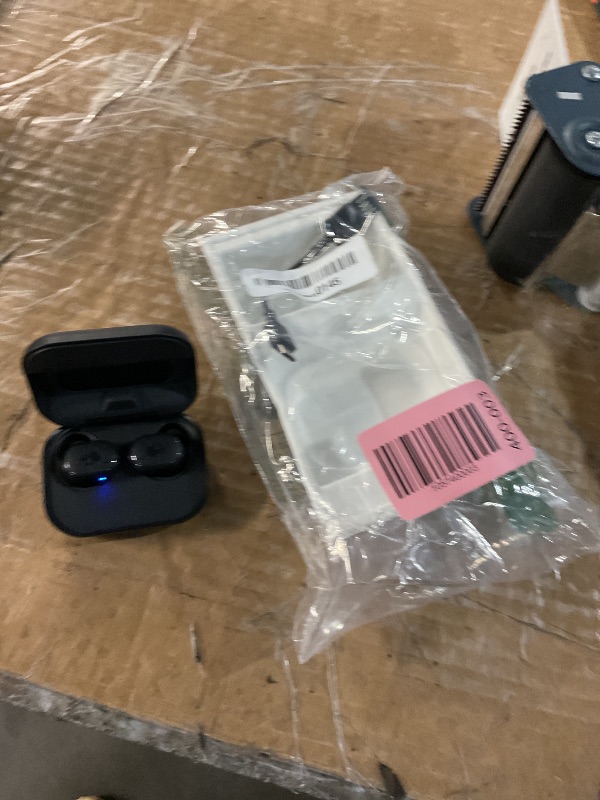 Photo 1 of (1 FUNCTIONAL) Skullcandy Grind Wireless Earbuds, Bluetooth Headphones, Up to 40 Hours Battery, Noise Isolating Fit, Microphone for iPhone Android, Customizable via Skull-iQ App - True Black