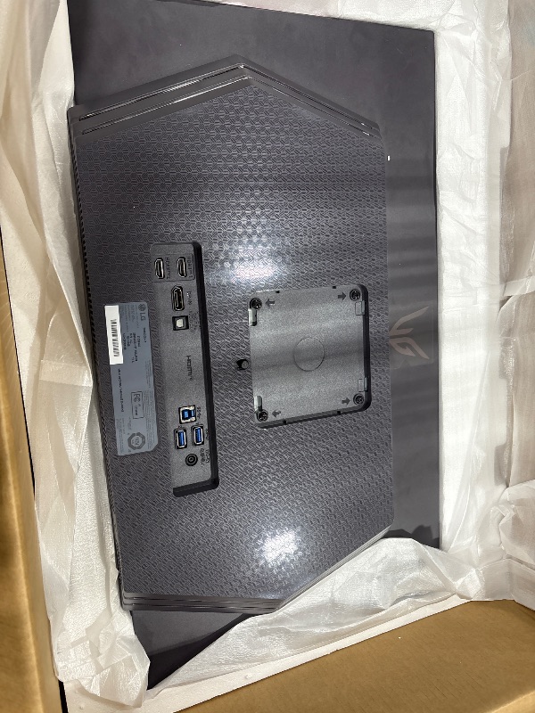 Photo 1 of ****PARTS ONLY, NO POWER****LG ?27GS93QE 27-inch Ultragear OLED Gaming Monitor QHD 1440p 240Hz 0.03ms DisplayHDR True Black 400 AMD FreeSync Premium Pro NVIDIA G-Sync HDMI 2.1 DisplayPort Tilt/Height/Pivot Stand Black