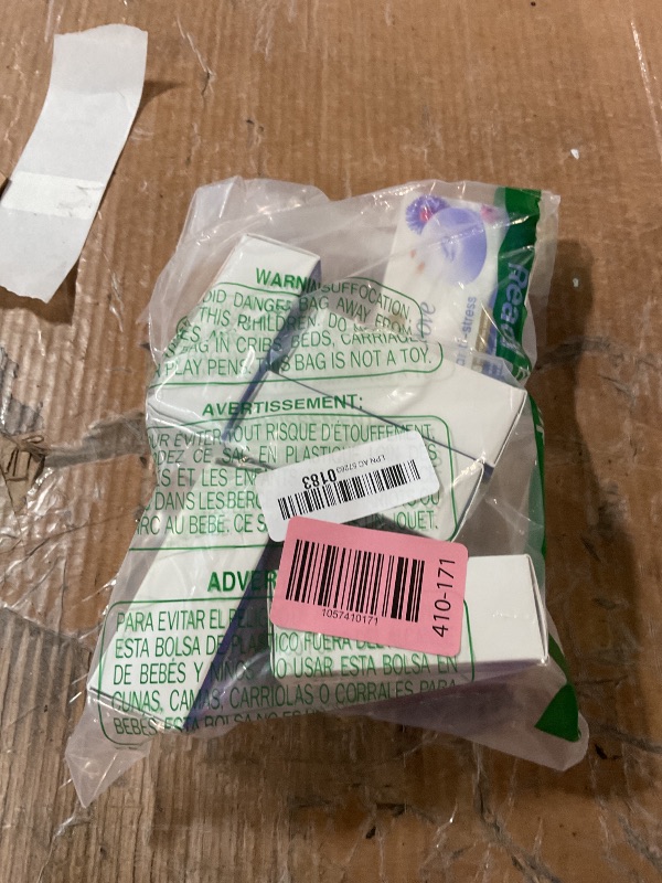 Photo 1 of "Dove Anti-Stress Blue Chamomile And Oat Milk Moisturizes to Calm Skin Soap 106g Pack Of 6