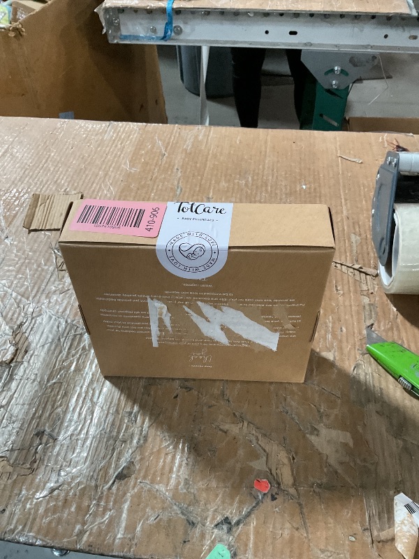 Photo 1 of * factory sealed *
TotCare Bassinet Fitted Sheets Compatible with SNOO Happiest Baby Oval Bassinet - Buttery Soft, Silky Comfort, Premium Stretchy Jersey Knit Sheets - Sky + Sage + Cloud, 3 Pack