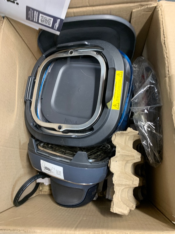 Photo 1 of ***FOR PARTS ONLY***
Ninja Crispi 4-in-1 Portable Glass Air Fryer Cooking System, 1500W, 4QT & 6-Cup TempWare Glass Containers with Storage Lids, Microwave, Freezer & Dishwasher Safe, Cyberspace Gray, FN101GY