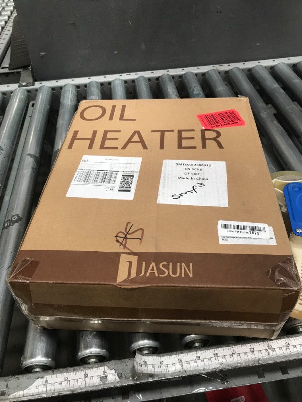 Photo 1 of JASUN Oil Filled Radiator Heater with Adjustable Thermostat, Mini Portable Space Heater 700W for Indoor Use, Overheat Safety, Quiet Work, White