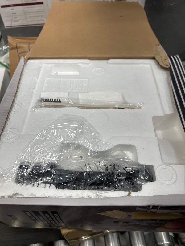 Photo 1 of (MISSING PARTS SEE NOTES) Anybear Cold Press Juicer, 200W Slow Masticating Juicer 4.3" Large Feed Chute Fit Whole Fruits Vegetables | Heavy Duty Auger | Tritan Materials | BPA Free | Easy to Clean (Silver)