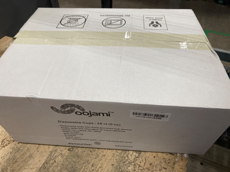 Photo 1 of Diamond Unbreakable Stemless Plastic Wine Stemless Toasting coacktail Glasses, Durable 9 Oz BPA-Free Disposable Champagne Flutes for Weddings, Bars, Events, and Celebrations (Clear)