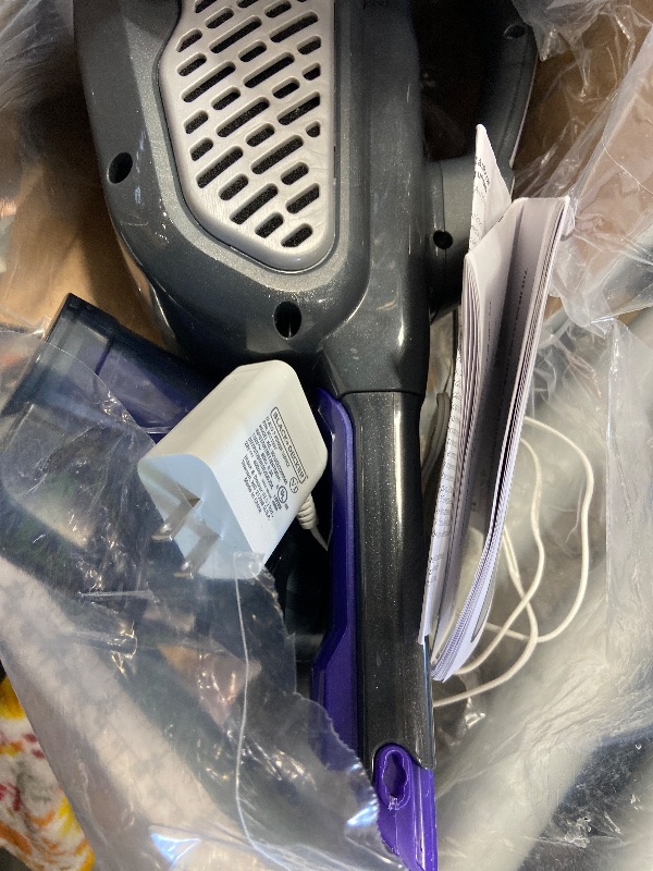 Photo 1 of *** FOR PARTS**** BLACK+DECKER dust buster Handheld Vacuum Cordless, Pet Hair Vacuum, Portable for Home and Car with Pet Brush, Rechargeable, Powerful Suction, Washable Bowl Filter,furbuster AdvancedClean (HHVK515JP07)