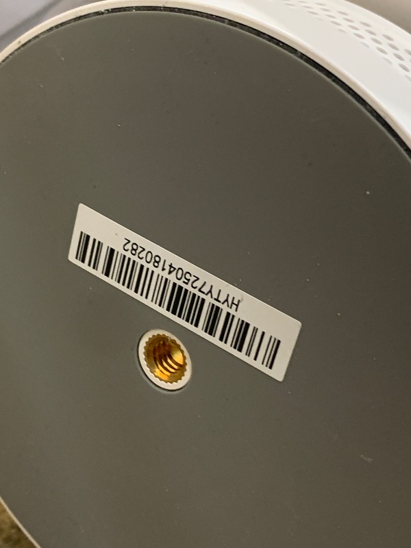 Photo 1 of ?Electric Focus?Magcubic Mini Projector 4K Support, Portable Projector with WiFi 6 and Bluetooth 5.4, Smart Proyector, 5W Soundbase Speaker, 180° Rotation for Home Theater HY300 Ultra