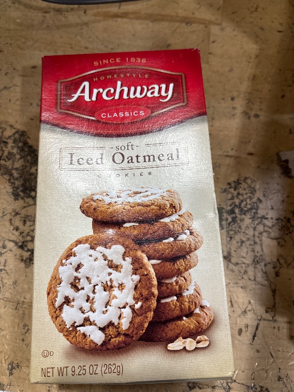 Photo 1 of ***EXP NOV 1 ,2025***Archway Cookies, Soft Iced Oatmeal Cookies, 9.25 Oz