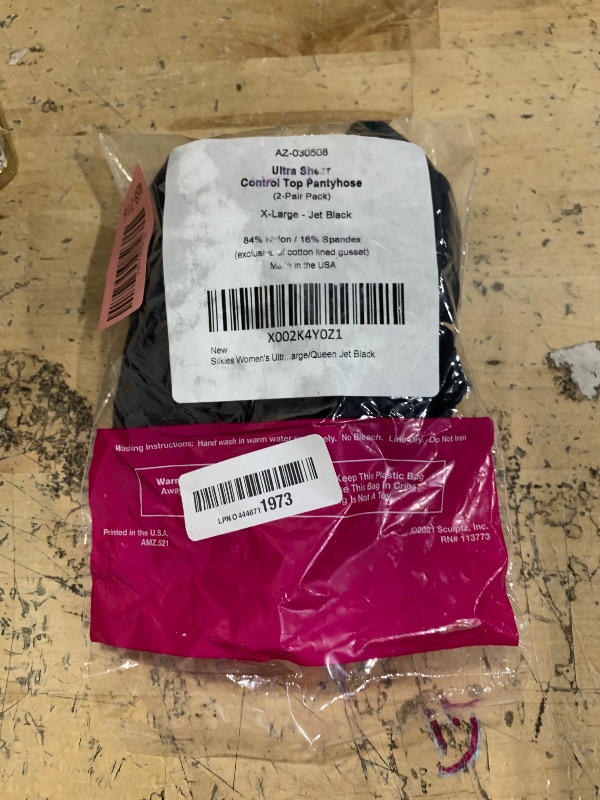 Photo 1 of  Silkies women / Queen Black / Ultra sheer control top pantyhose / 84% Nylon / 16% Spande