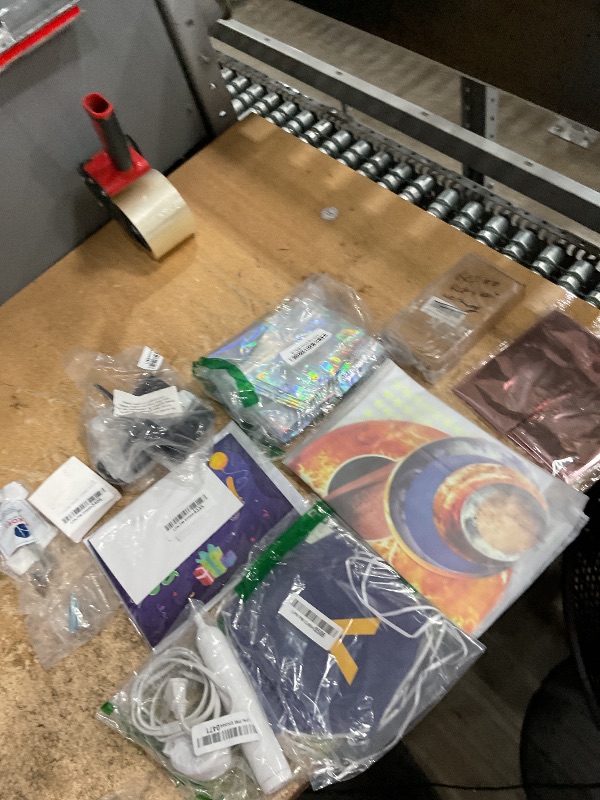 Photo 1 of *FINAL SALE//NO REFUNDS** BUNDLE OF ASSORTED MISC. ITEMS (10) 