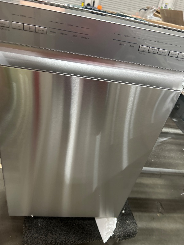 Photo 1 of *******************Door damage on the side doesn’t stay shut**************
Midea MDF18A1AST Built-in Dishwasher with 8 Place Settings, 6 Washing Programs, Stainless Steel Tub, Heated Dry, Energy Star