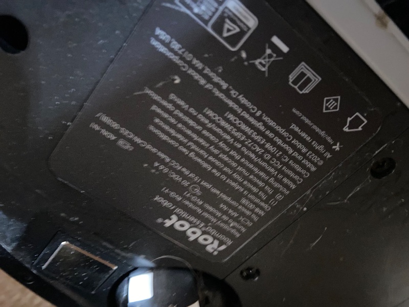 Photo 1 of (sold for parts)(not functional) iRobot Roomba Combo 