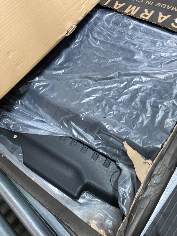 Photo 1 of (5 OF 7) (FAIR) PBRYOUS Floor Mat for 2025-2026 New Model Y Juniper 7PCS Full Set Floor Mats with Front Rear Cargo Liner & Second Row Seat Back Mats & Anti-Scratch Rear Bumper Guard Mats Interior Accessories