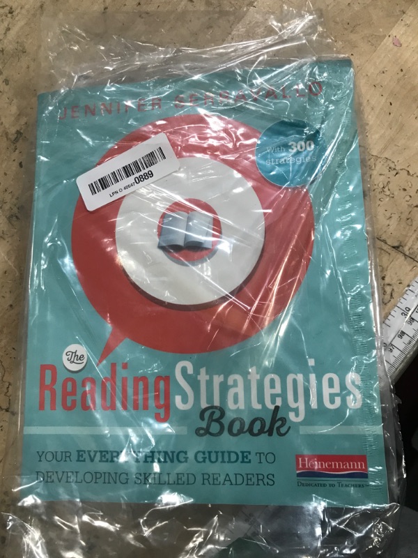 Photo 1 of [Jennifer Serravallo]-[The Reading Strategies Book: Your Everything Guide to Developing Skilled Readers]-[Paperback]