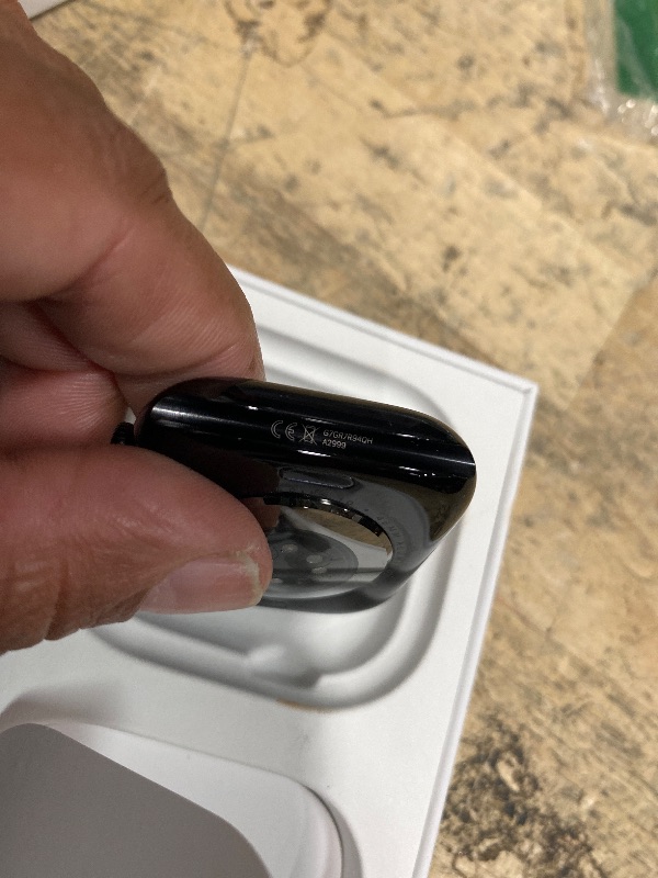 Photo 1 of *******PARTS ONLY SEE NOTES  *********Apple Watch Series 10 [GPS, 46mm] - Jet Black Aluminum Case with Black Sport Band, M/L (Renewed)