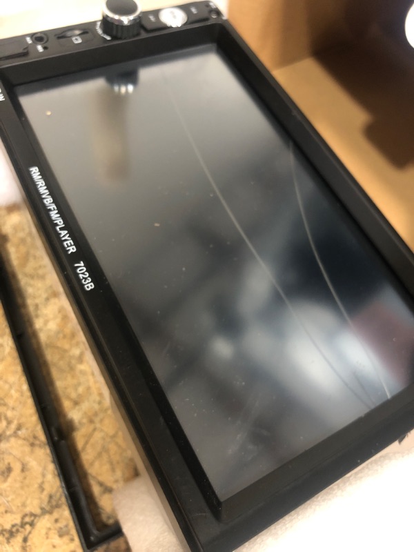Photo 1 of ***CRACKED SCREEN** Car Stereo Double Din Bluetooth Car Radio 7 Inch MP5 Player HD Touch Screen FM Radio Audio Receiver AUX in USB TF Card Input UNITOPSCI Multimedia Player Mirror Link with Backup Camera