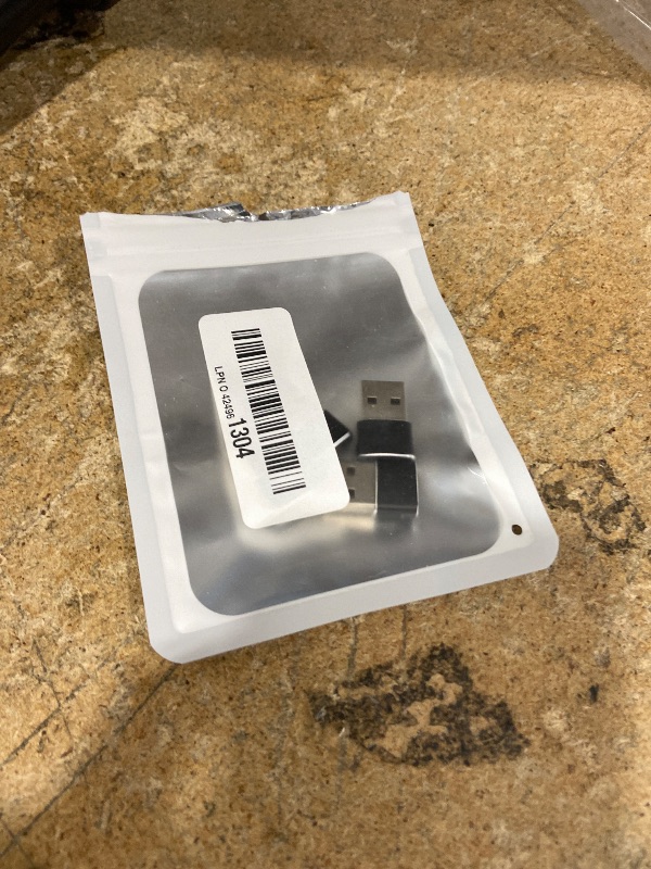 Photo 1 of ????? ???????? USB to USB C Adapter,Type-C Female to A Male Charger Converter for iPhone 17 Charger,iWatch Ultra SE 9 10,iPhone 17 Pro Max 16 15 12,Samsung S25,AirPods,iPad,Car,PS4