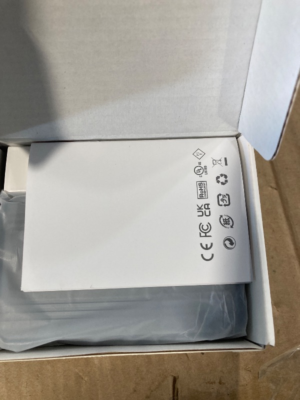 Photo 1 of Unitek 40Gbps CFexpress 4.0 Type B Card Reader and M.2 PCIe&NVMe SSD Adapter/Reader, USB4.0 CF Express Reader for CFexpress Type B, PCIe4*2, Fast Transfer for Professional Filmmakers and Photographers
****ORIGINAL PACKAGE*******