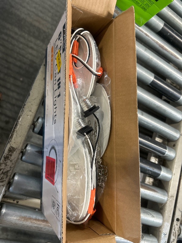 Photo 1 of ***CORRECT ITEM****Amico 5/6 inch 5CCT LED Recessed Lighting 6 Pack, Dimmable, IC Rated, 12.5W=100W, 950LM Can Lights with Baffle Trim, 2700K/3000K/4000K/5000K/6000K Selectable, Retrofit Installation, ETL & FCC