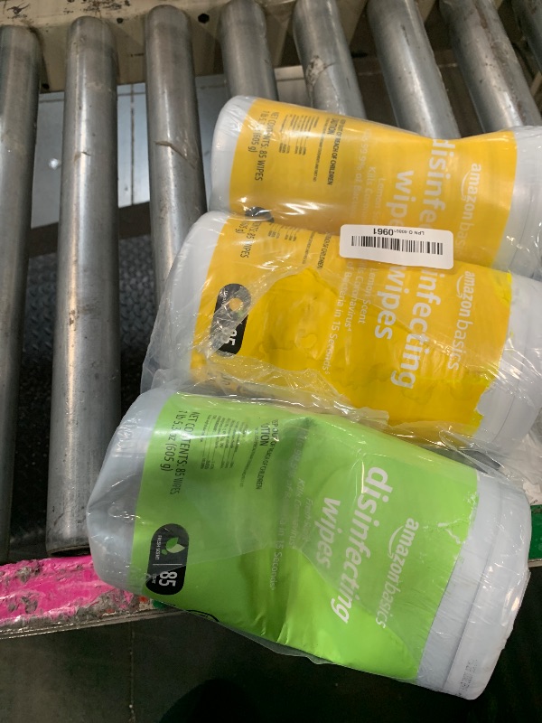 Photo 1 of ***Only 3***
Amazon Basics Disinfecting Wipes, Lemon & Fresh Scent, Sanitizes/Cleans/Disinfects/Deodorizes, 340 Count (4 Packs of 85)