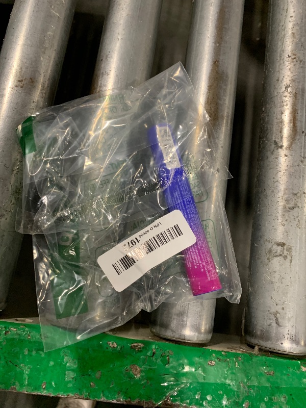 Photo 1 of essence | I Love Extreme Blue Crazy Volume Mascara | Vibrant & Colorful, Volumizing & Long-Lasting for Dramatic Lashes | Vegan & Cruelty Free