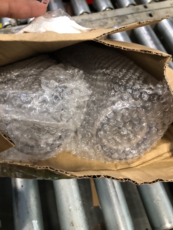 Photo 1 of ***ONLY FOUR***Kurala Unbreakable Plastic Tumbler Cups, Set of 6, Large Water Tumbler Set, 25 oz Highball Drinking Glasses (Clear)
**Plasctic**