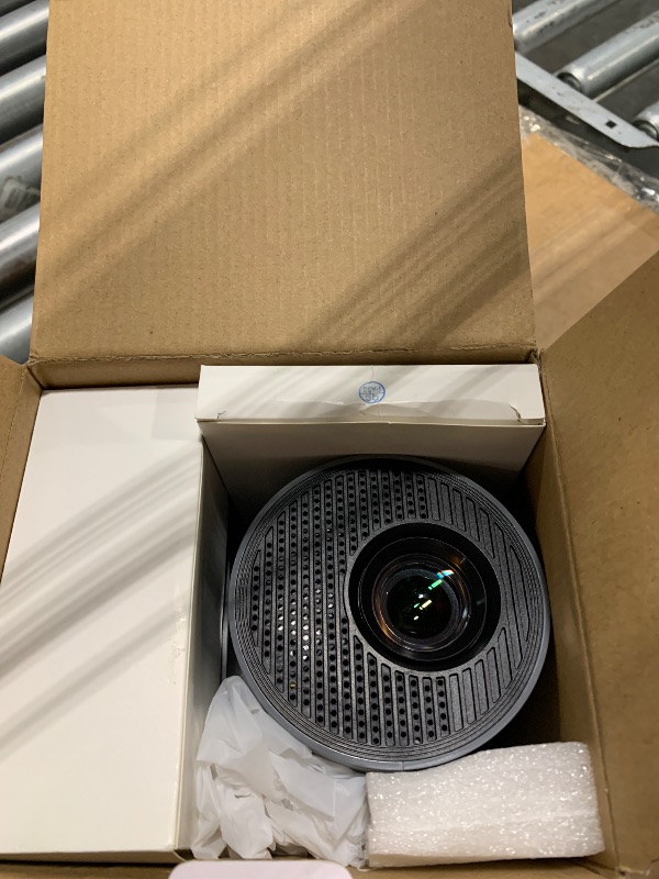 Photo 1 of ?Electric Focus?Magcubic Mini Projector 4K Support, Smart Projector with WiFi 6 and Bluetooth 5.4, 5W Soundbase Speaker, 180° Rotation, Portable Proyector for Home Theater HY300 Ultra (Grey)