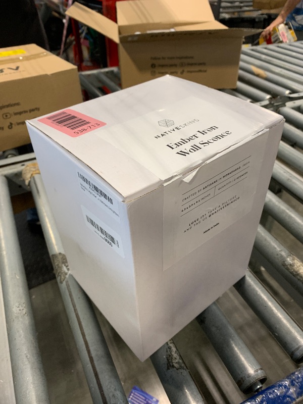 Photo 1 of ***SIMILAR PRODUCT***
Mrcrypos Gold White Kitchen Rugs Cushioned Anti Fatigue Marble Kitchen Mats PVC Non Slip Waterproof Kitchen Mats for Floor Sink Laundry Office , small, 1pk