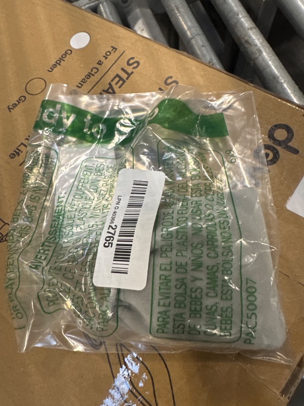 Photo 1 of ** ONE BROKEN CRYSTAL ** Junkin 9 Sets Healing Crystal Wand, Amethyst Rose Quartz Clear Quartz Tiger Eye Obsidian Fluorite Labradorite Lapis Lazuli for Meditation Crystal Therapy Reiki Supplies(Mixed Color,2-2.4 Inch)