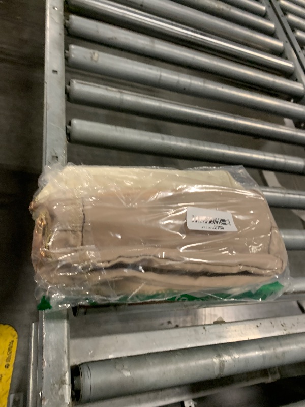 Photo 1 of ***ONLY 3***Cunno 4 Pcs Preppy Makeup Bags Chenille Letter Stuff Bag Nylon Cosmetic Pouch Cases with Zipper for Women Travel Toiletry (Light Apricot,Soft)