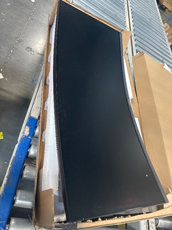 Photo 1 of ** MISSING BASE AND CABLE/ ONLY MONITOR ** MSI MAG 346CQ 34-inch 3440 x 1440 (UWQHD) Gaming Monitor, 180Hz, Adaptive-Synch, HDMI, DisplayPort, VESA Mountable, Tilt, Height Adjustable, Speaker, 1ms, Black