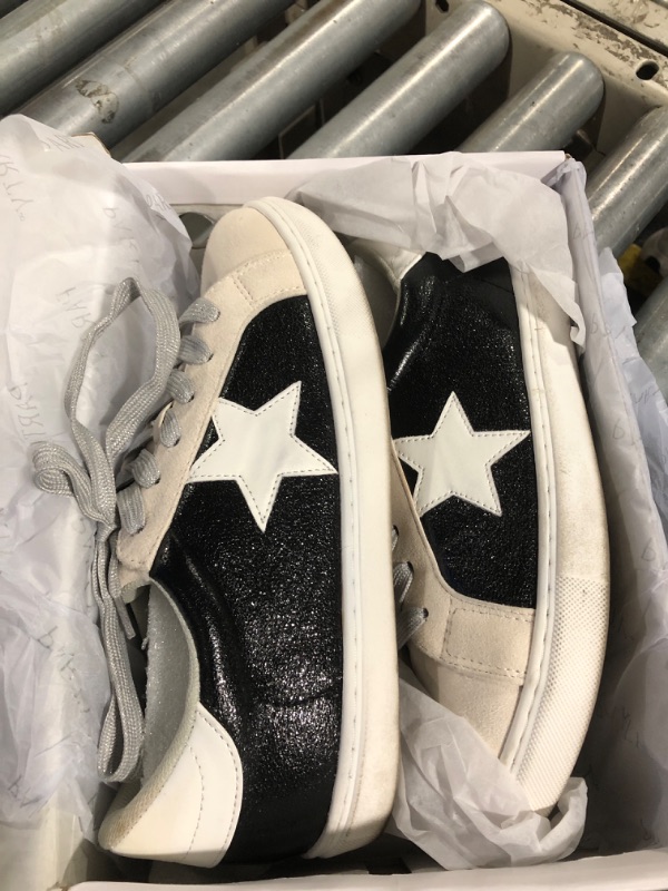 Photo 1 of ** USED/DIRTY** PARTY Women's Fashion Star Sneaker Lace Up Low Top Comfortable Cushioned Walking Shoes, Dale-Black Met-8.5