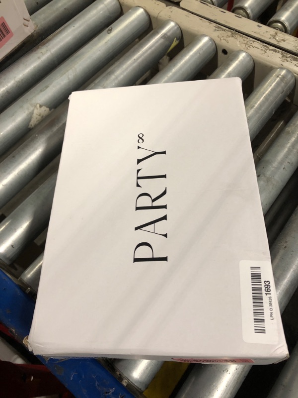 Photo 1 of ** USED/DIRTY** PARTY Women's Fashion Star Sneaker Lace Up Low Top Comfortable Cushioned Walking Shoes, Dale-Black Met-8.5