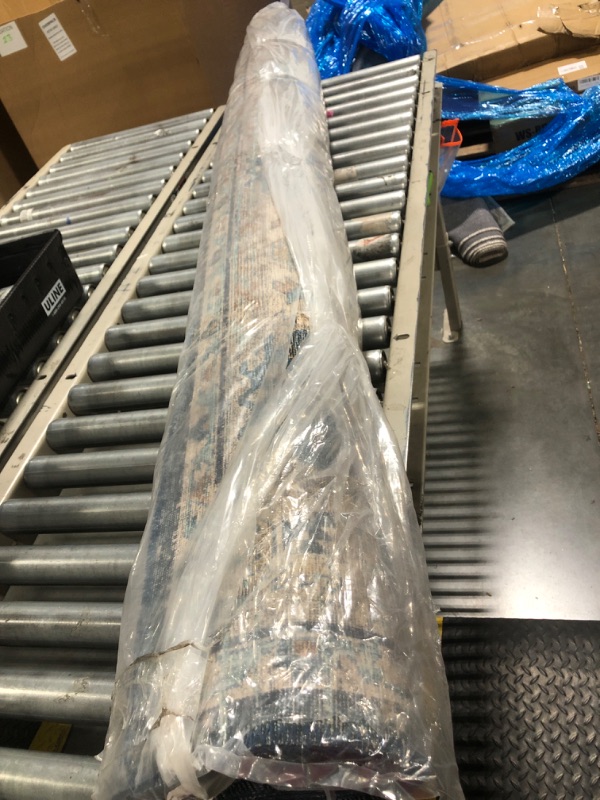 Photo 1 of * USED* Loloi II Skye Collection SKY-03 Denim/Natural 7'-6" x 9'-6" Area Rug