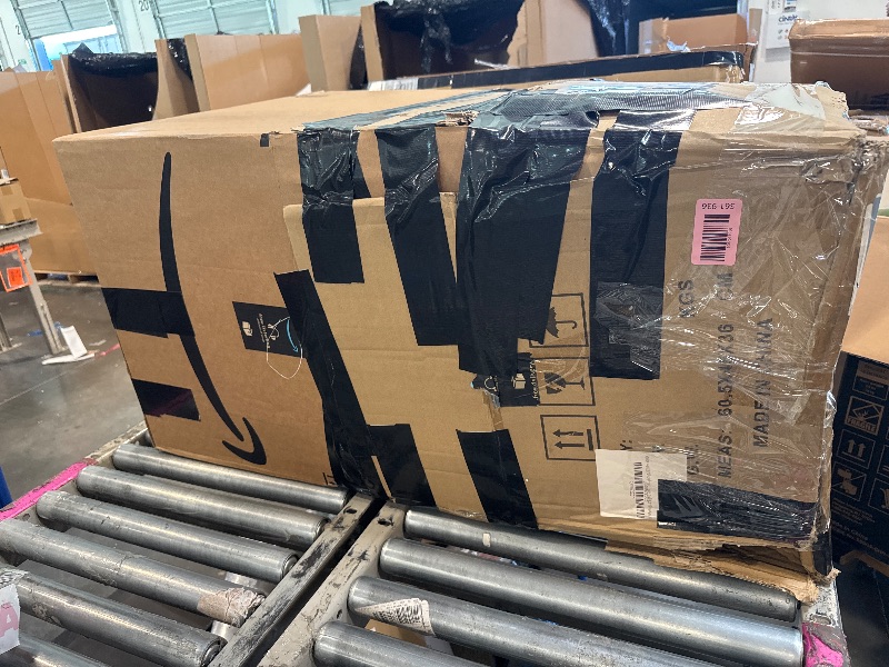 Photo 1 of ** USED/ DAMAGE 1 CHAIR ** VINGLI 8 Pack Folding Chairs with Padded Seats, Metal Frame with Pu Leather Seat & Back, Capacity 350 lbs, Black