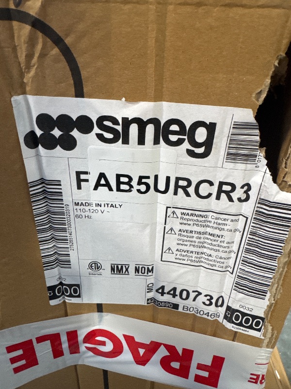 Photo 1 of ** NEW / TESTED FUNCTIONAL ** SMEG FAB5 Retro Mini Fridge – 50s Style Compact Small Refrigerator, 1.2 cu ft, Automatic Defrost, LED Lighting, Adjustable Shelves– Made in Italy – Perfect for Home, Dorm, Office, Hotel -Cream