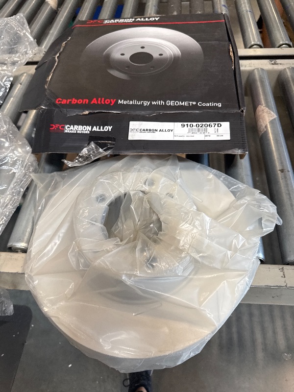 Photo 1 of ** NEW  ** Dynamic Friction Company Rear - Carbon Alloy GEOMET Brake Rotors+5000 Advanced Brake Pads and Hardware Kit 9512-02061