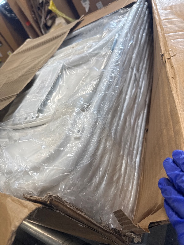 Photo 1 of ** NEW ** BTEXPERT Set of 10, White Plastic Folding Chairs Steel Frame Commercial 650LB High Weight Capacity Event Chair Lightweight for Office Wedding Party Picnic Kitchen Dining Church School - 10