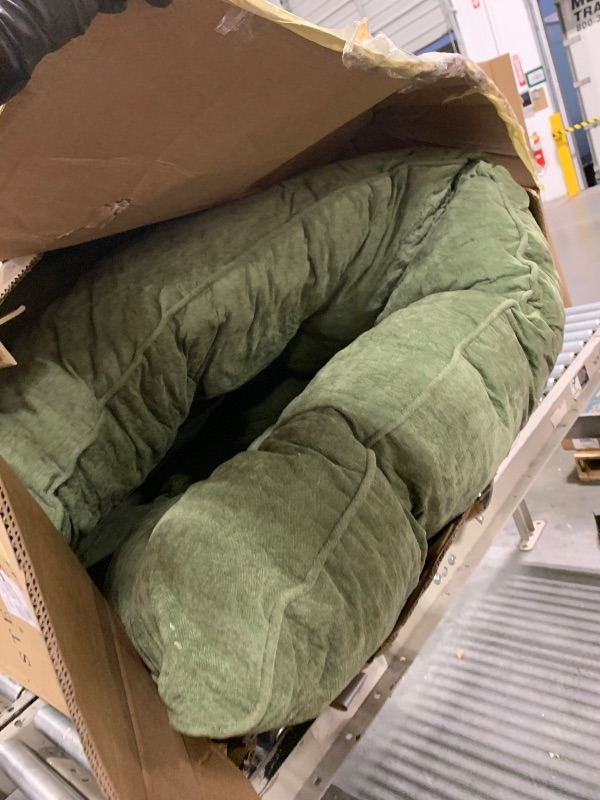 Photo 1 of ** USED/ DIRTY ** MAXYOYO Japanese Floor Mattress Full Size, 6" Foldable Futon Mattress Tufted Roll Up Floor Bed, Thick Chenille Tatami Mat Sleeping Pad for Camping Guest Room Dormitory Bedroom RV, Green